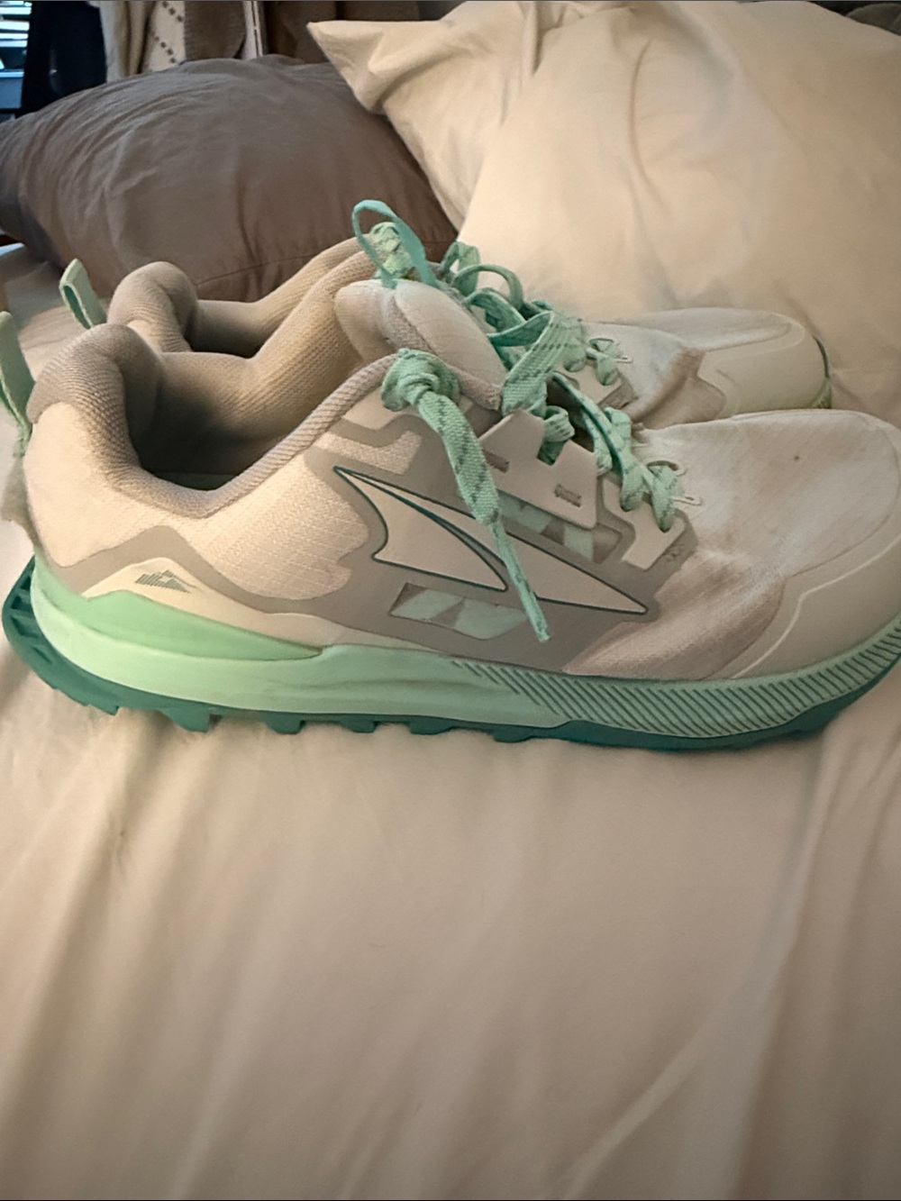 Light Gray & Mint Women’s Athletic Sneakers - Altra lone peak 7 - Picture 2 of 3